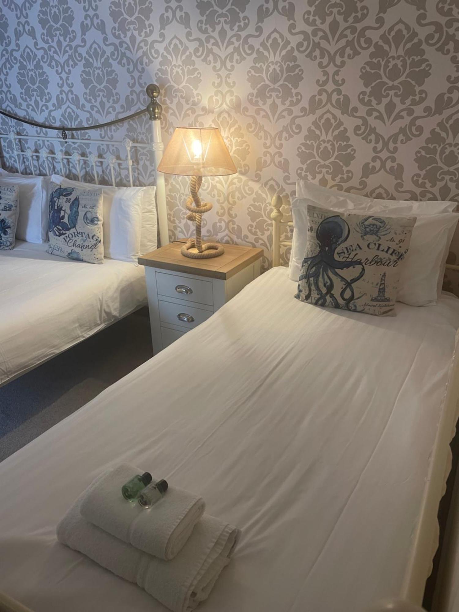 The Cornishman Inn Тинтагил Екстериор снимка